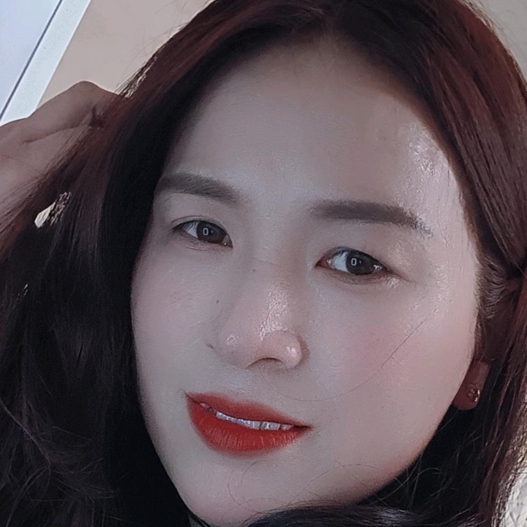 一半烟火    一半诗意