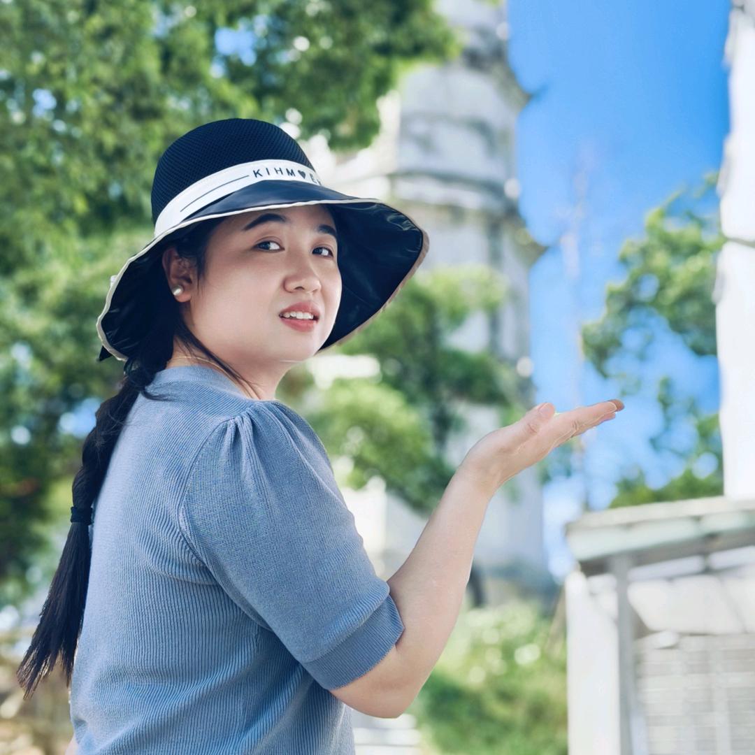 村里的玲儿