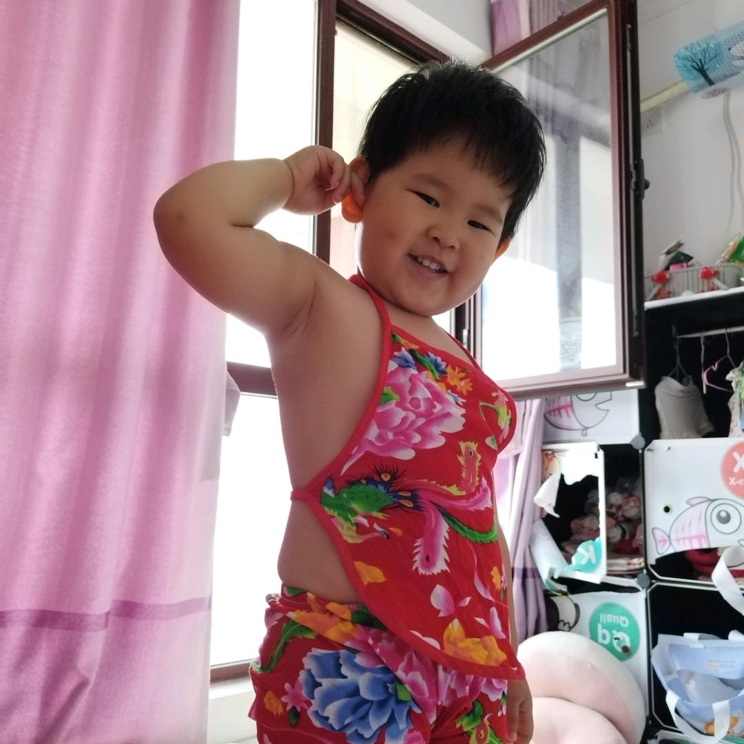 叼着奶瓶惹不起