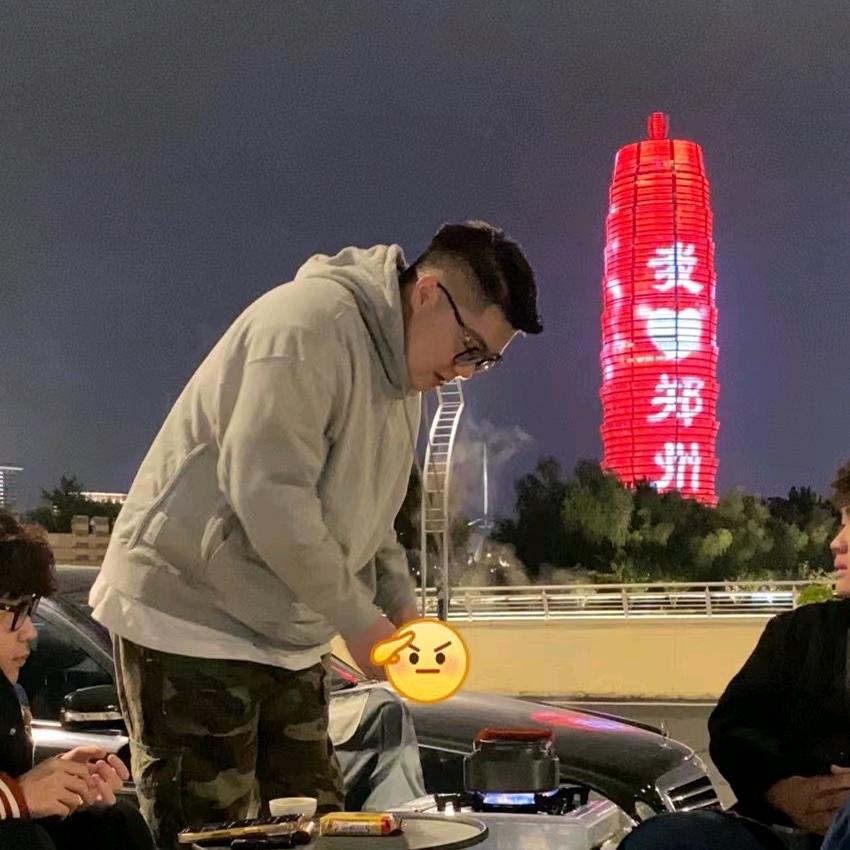 撒隆巴斯Vip
