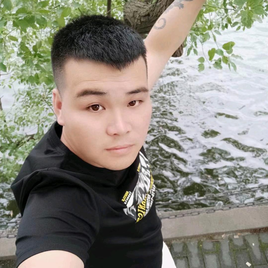 辉辉