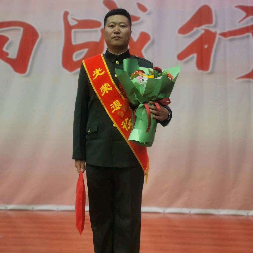 王先生de退伍生活  🇨🇳