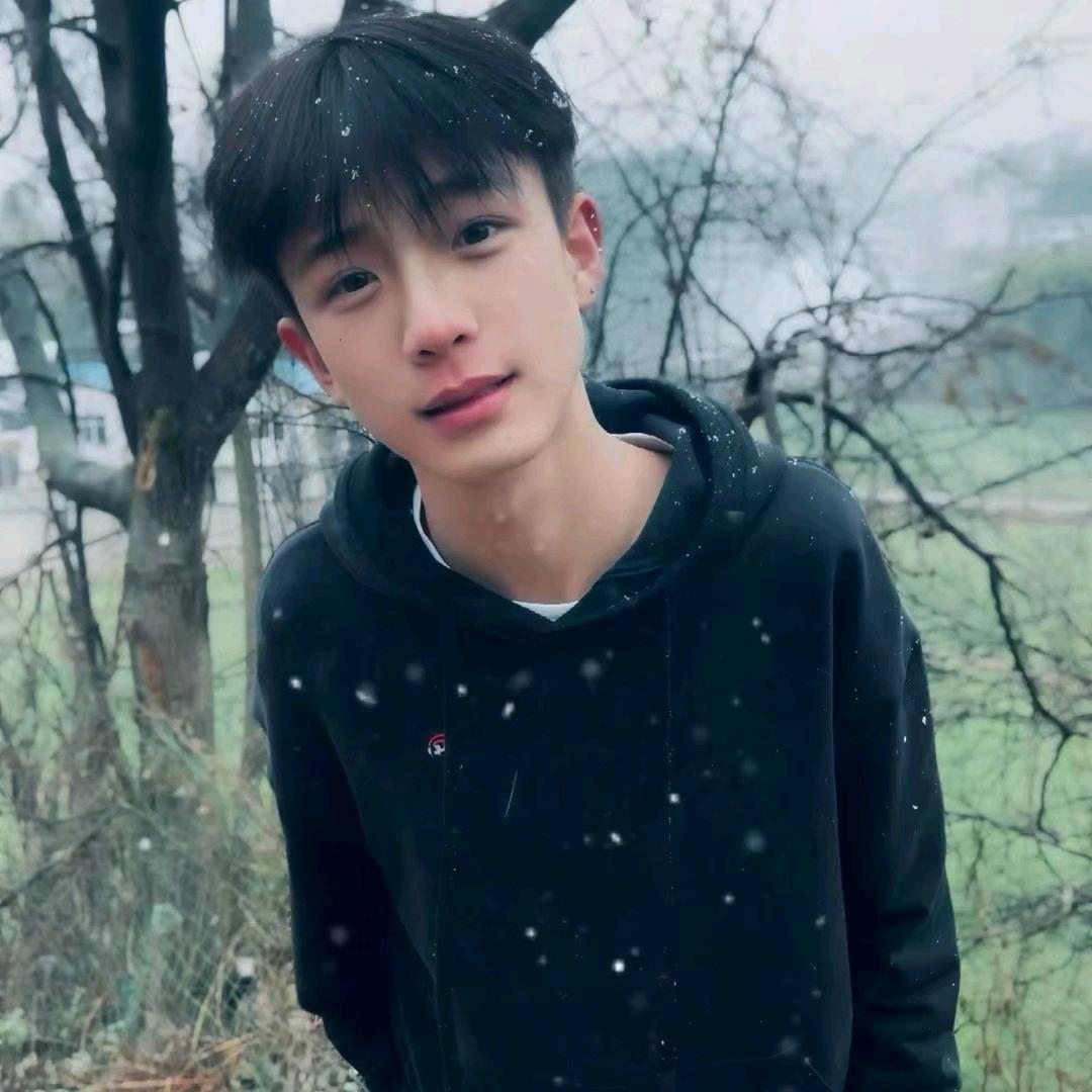 桑━━👦🏻━━旦