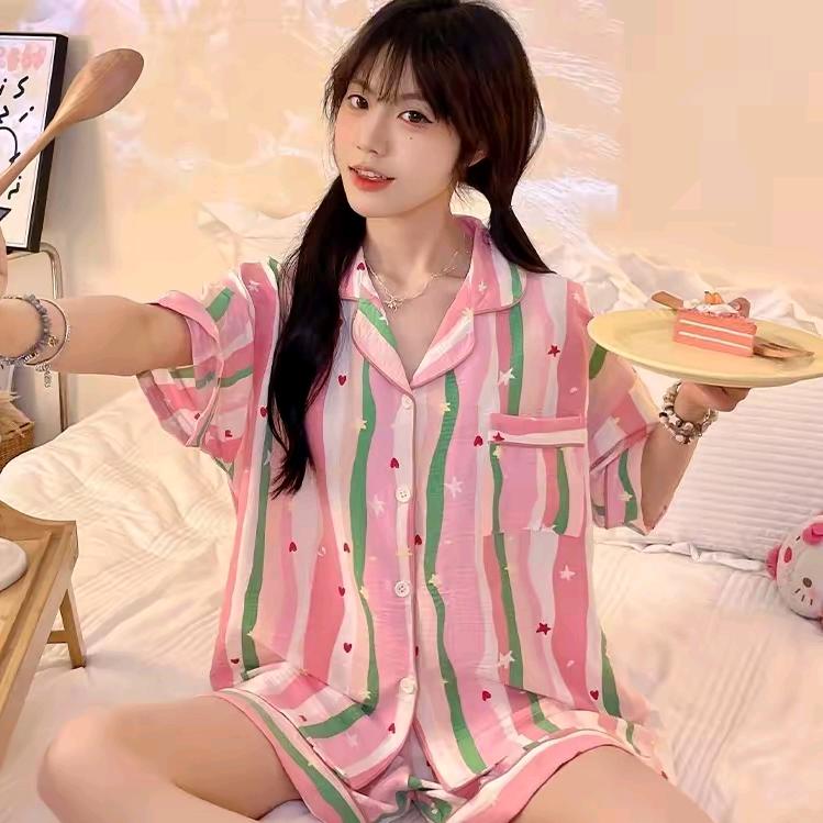 小玲轻奢睡衣
