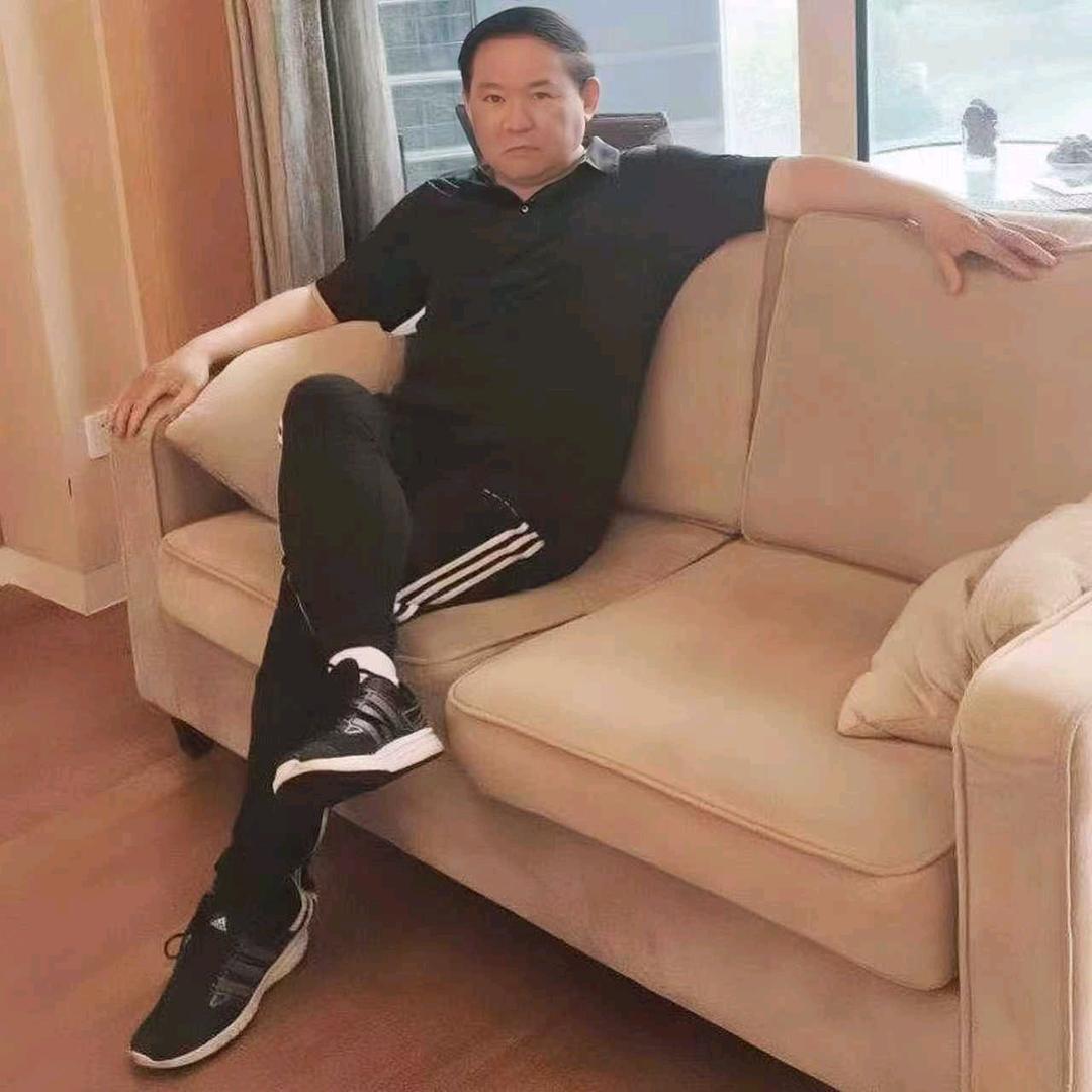 陆伟民，纪录上海风土人情历史风貌