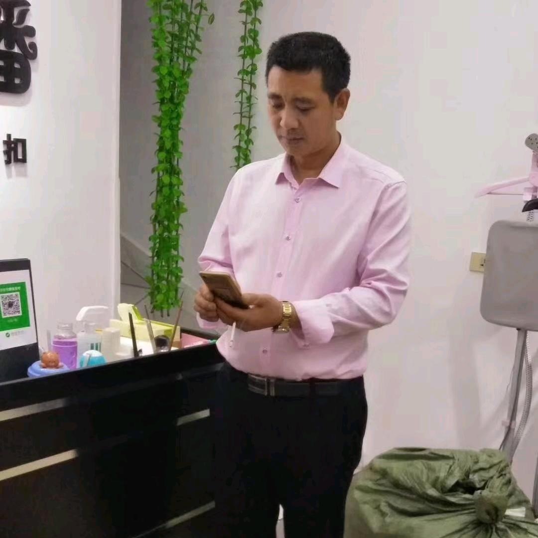 伤了心的我