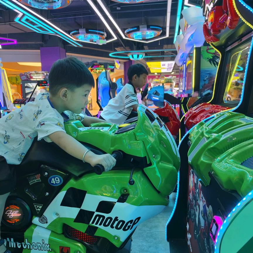 家有两个小可爱