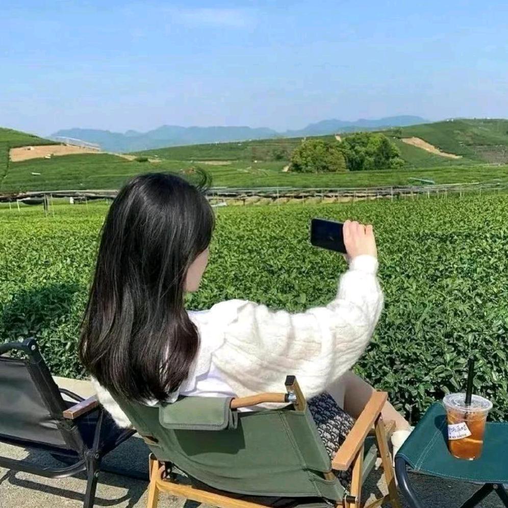 闹哄哄