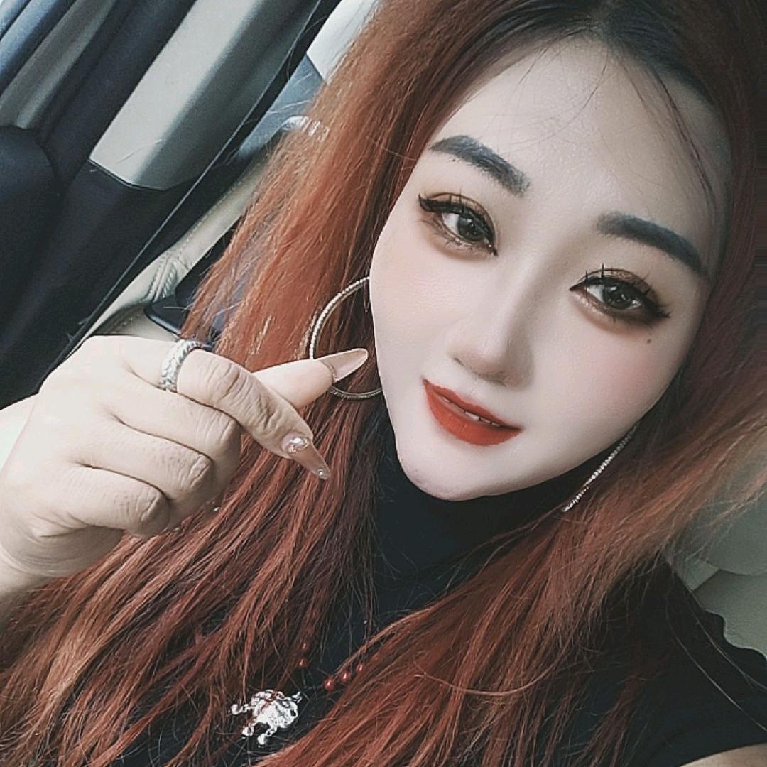 莹莹吖💋💃👠