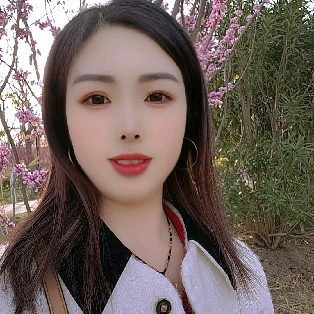 丹丹爱舞