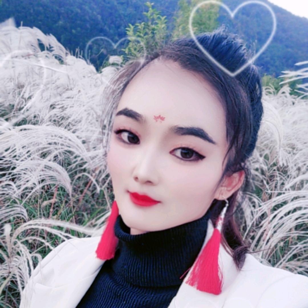 舞动青春鼓🥁舞队，开心马儿