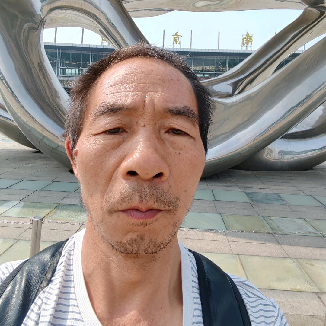 胡玉东