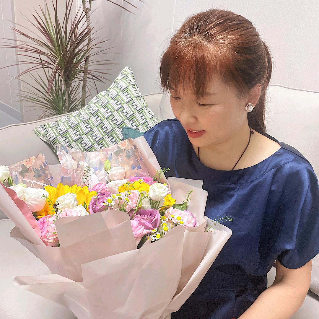 @简艾