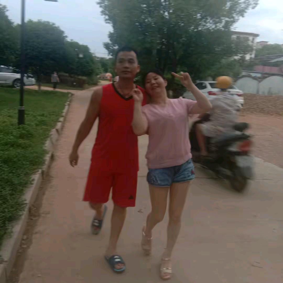 智昕飞翔