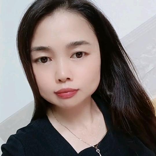 小镇*钕子零售百货《在橱窗》