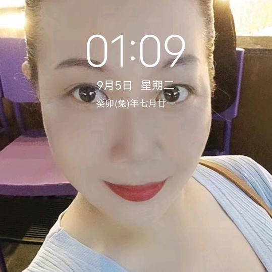 爱笑的吃货
