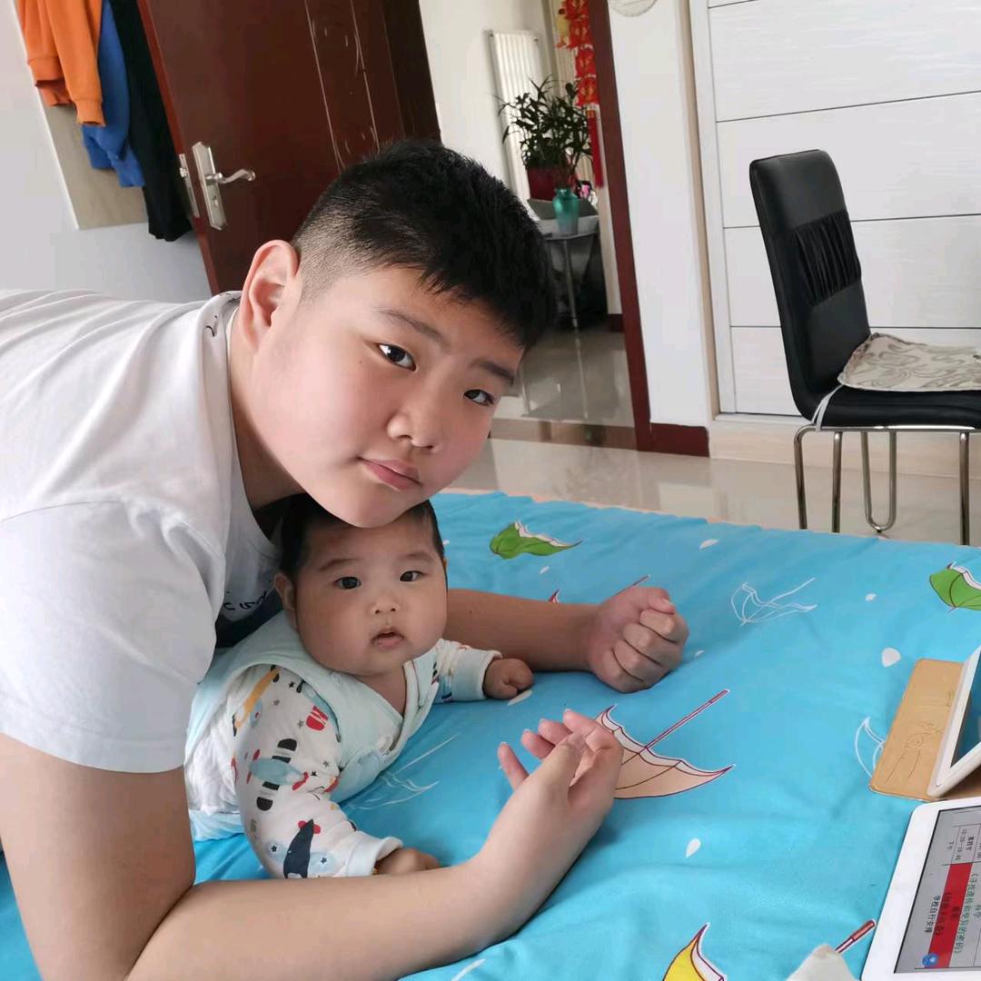 大轩轩小琰琰