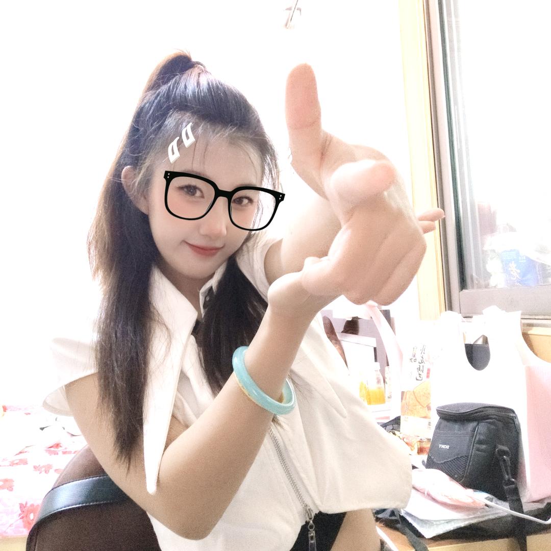 柯淳圈外女友张女士🐱