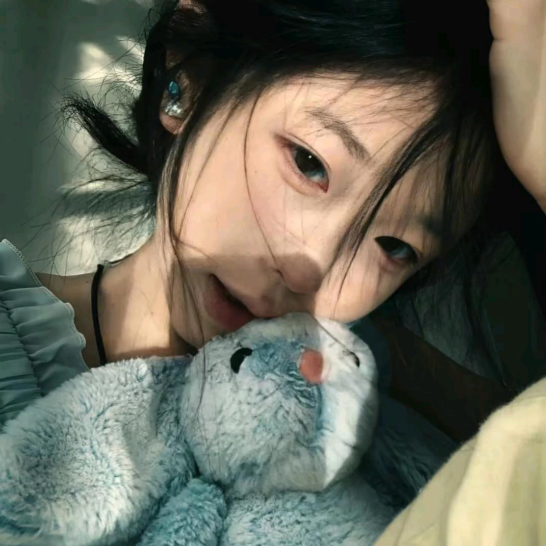 怡.