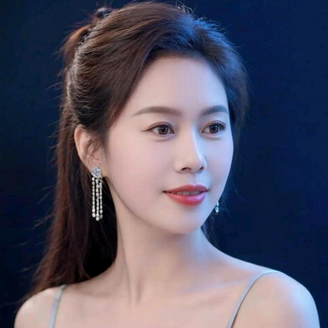 白姐（骨后重生）