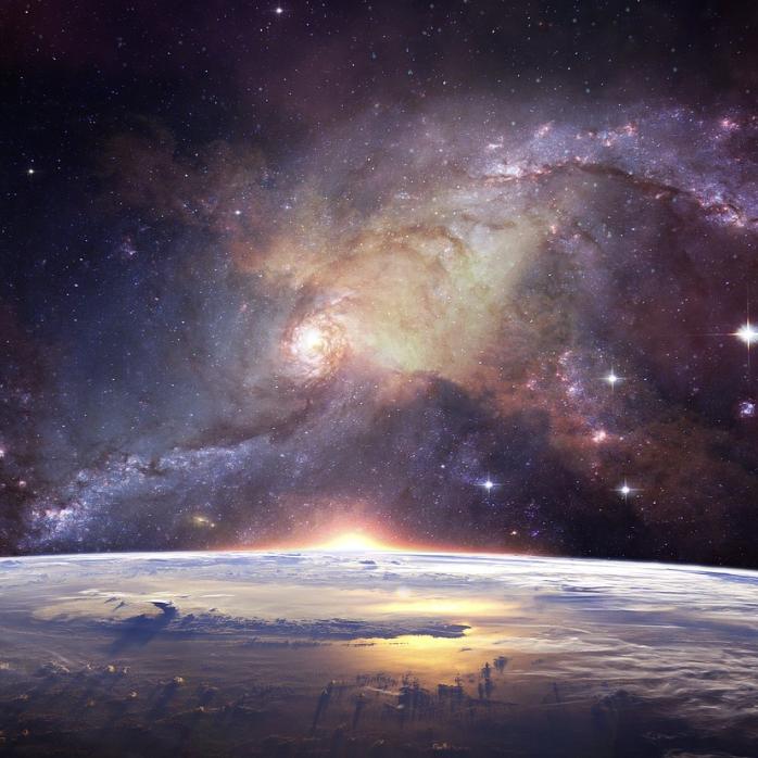 万物不及星辰