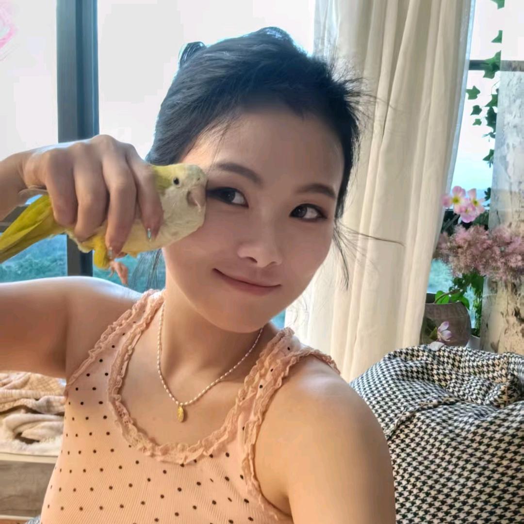 桃桃子（朵薇卫生巾专场）