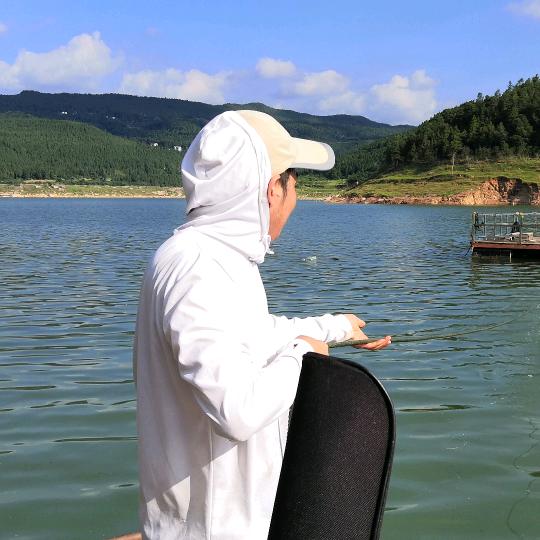 久久提桶钓鱼
