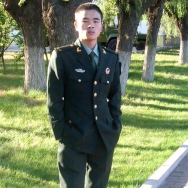 湖南邵阳洞口养兔人阿聪