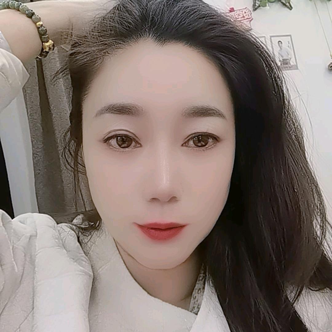 瑾儿（零食小专家）