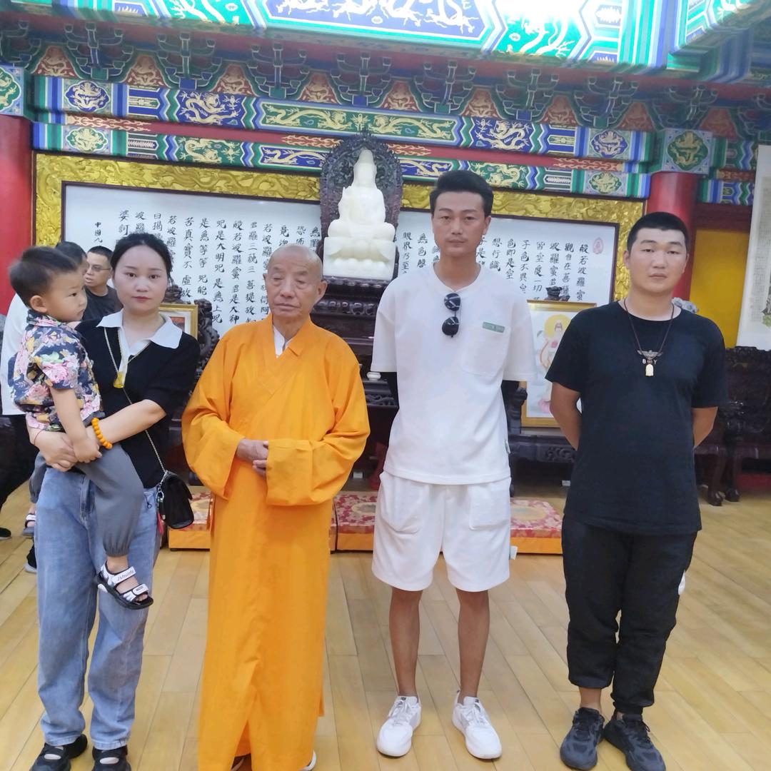 张诗晨369