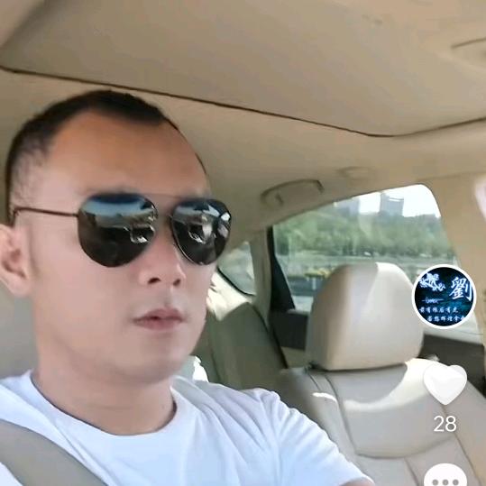 爱钓鱼的🎣装修哥