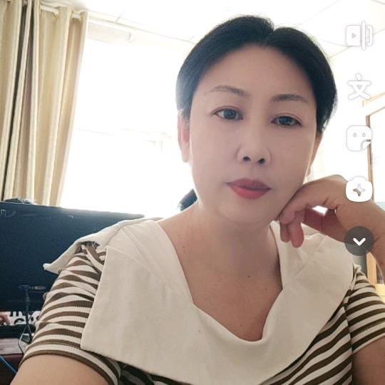 王春霞