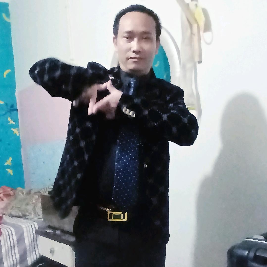 寻找另一半的强哥