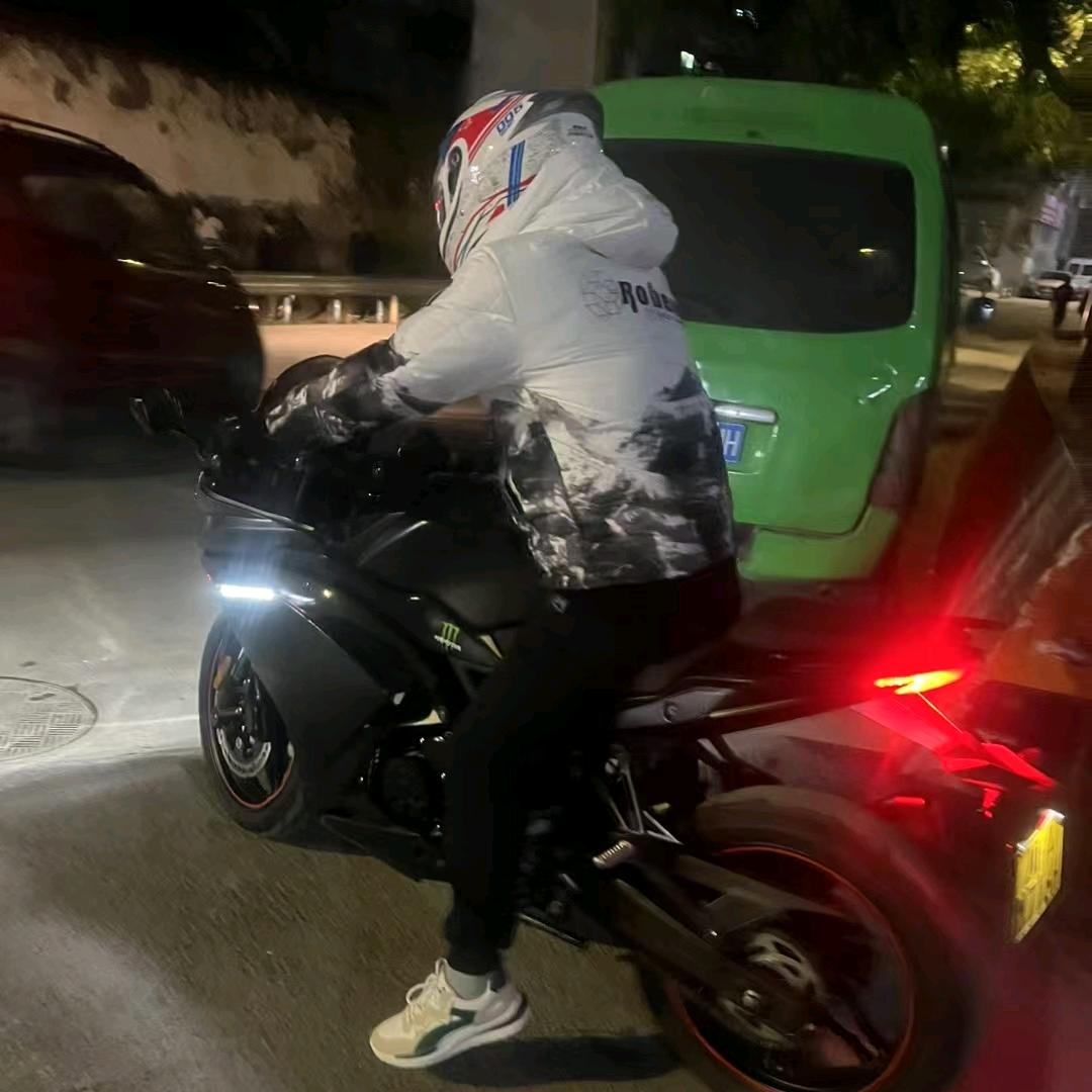 酒晨乄