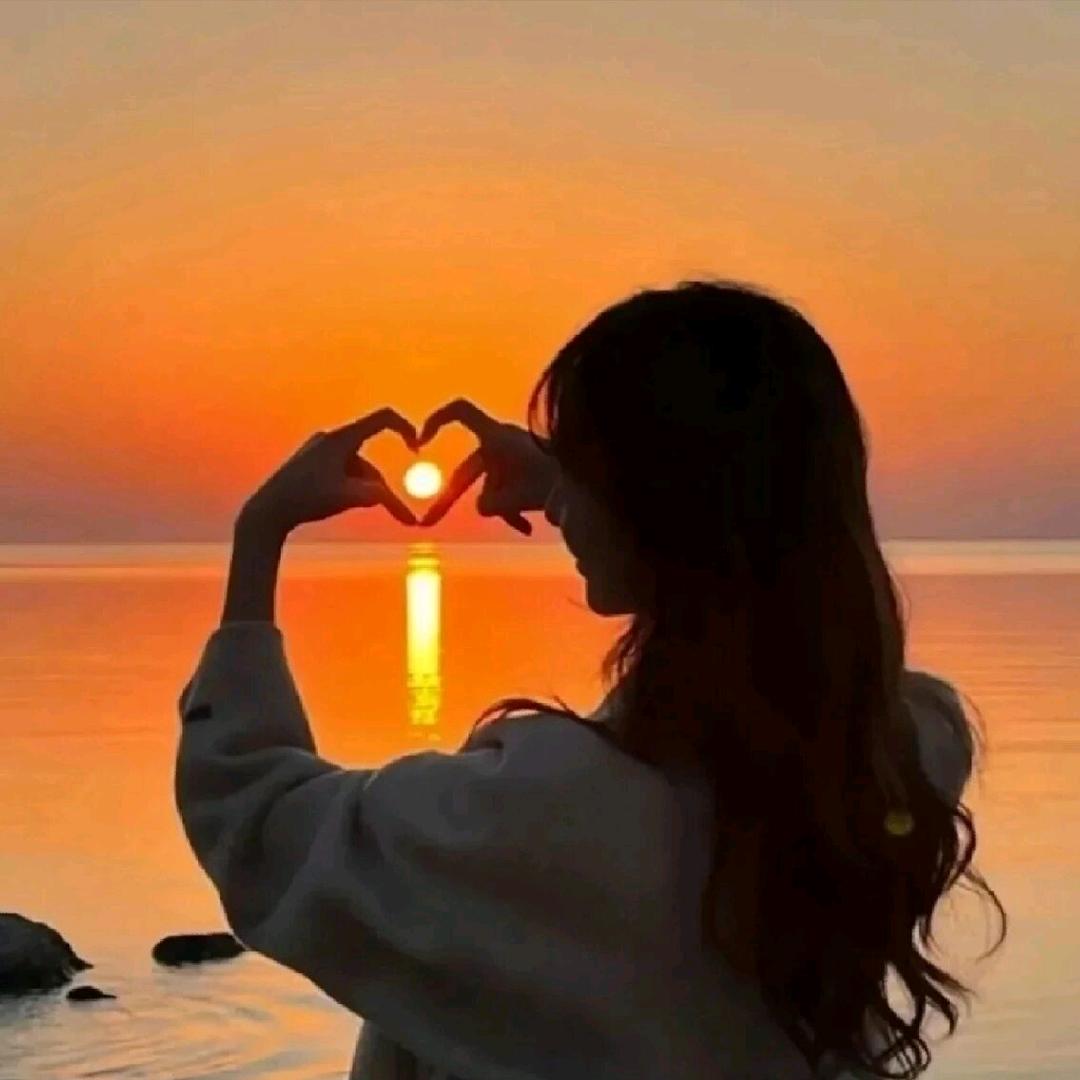 家有五宝。爱山歌