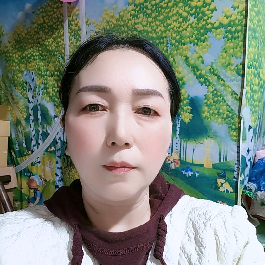 榆菲