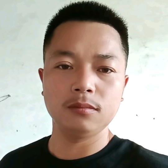 湖北孝感云梦县伍洛镇百人抹灰团队万波