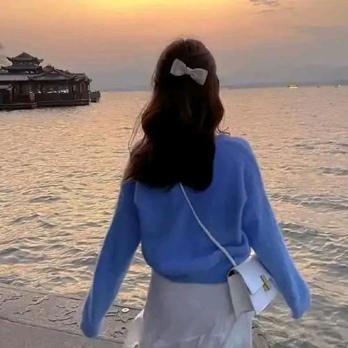 香蕉不呐呐