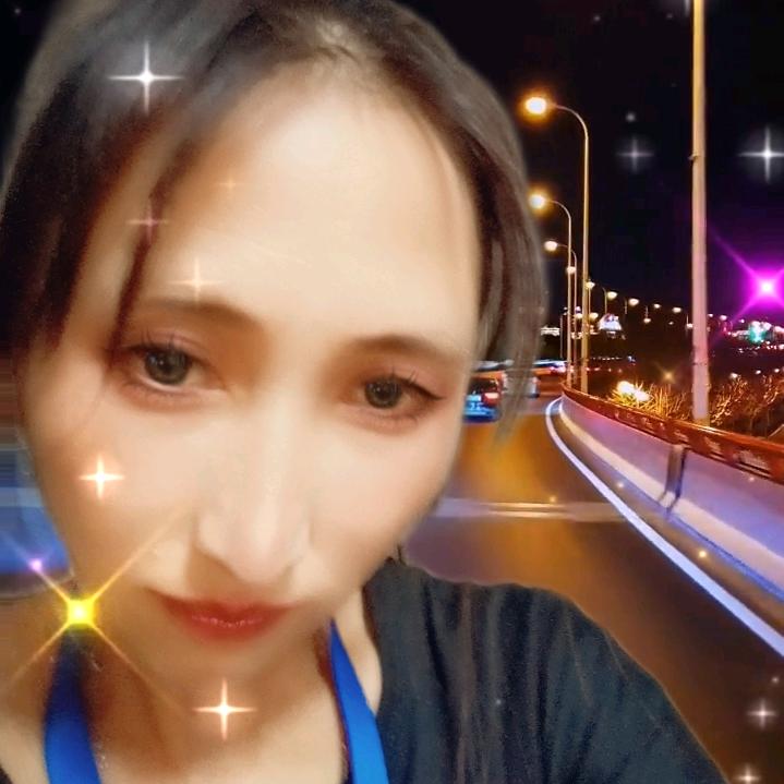 云南爱逗笑乐乐