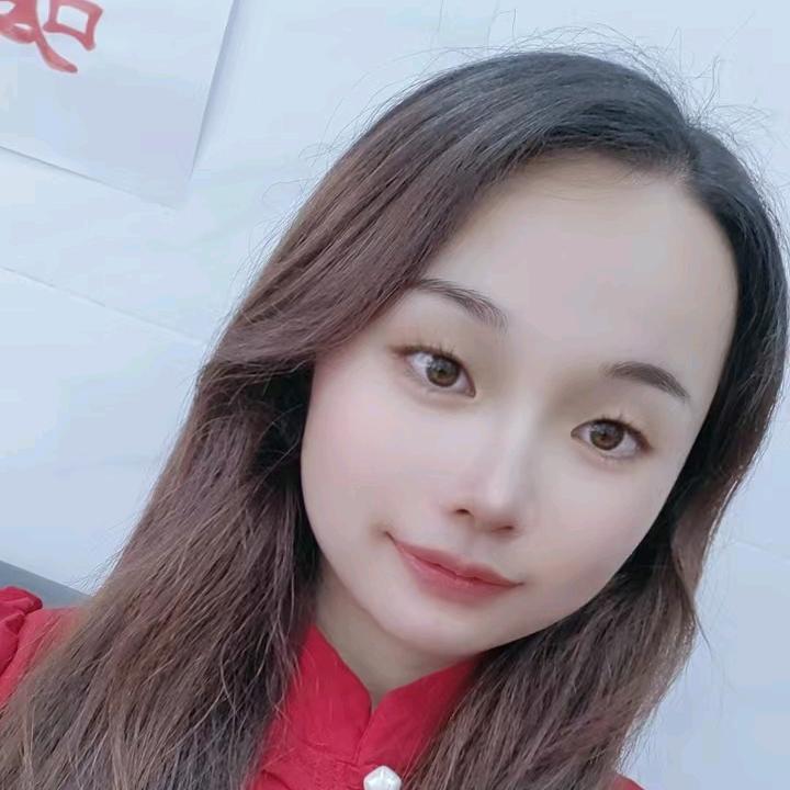 桃子（早上11点11分）开播号在主页