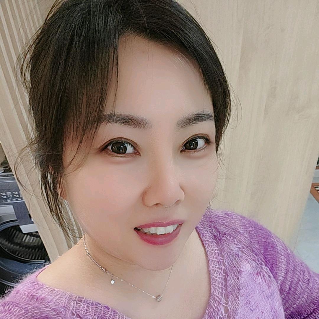 爱居装饰   赵晶