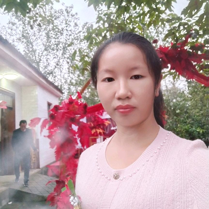 彭丽