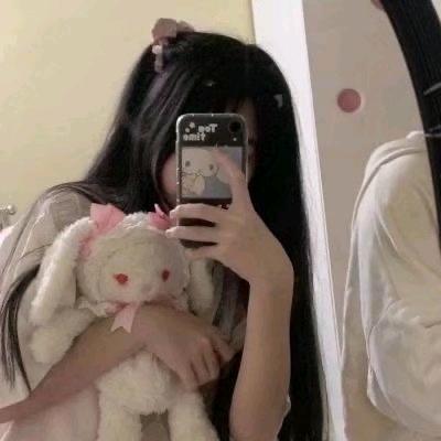 幼稚园小姐姐