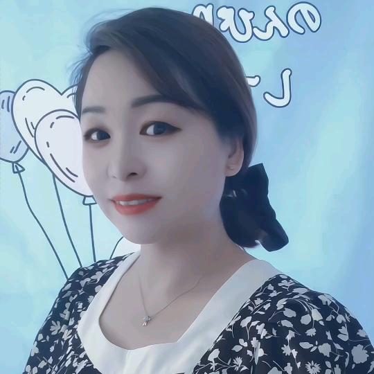 小秀穿搭