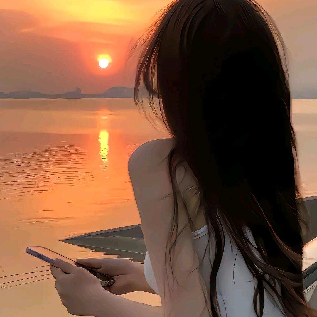 饿了就喝水馋了就扇嘴