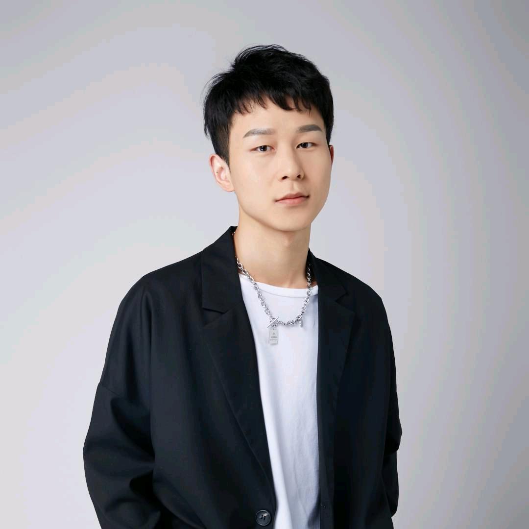 光头熊