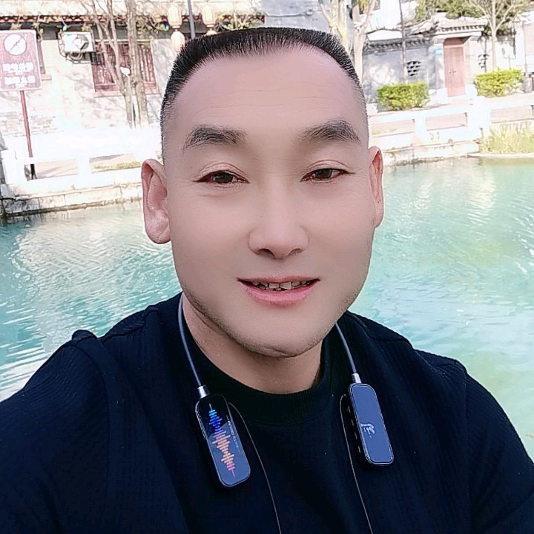 兵哥开心吗？祝福兵哥平安健康财是福，