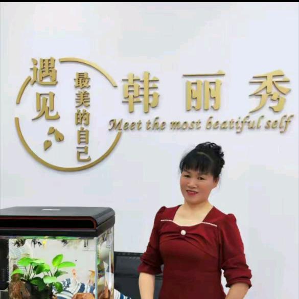 龙岩韩丽秀女装批发