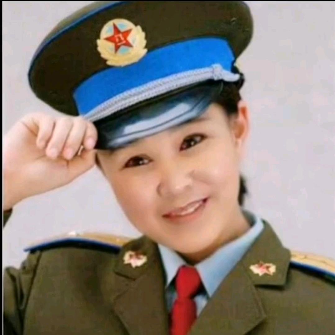 🌺吉祥花🌺《不定时直播》橱窗有好物
