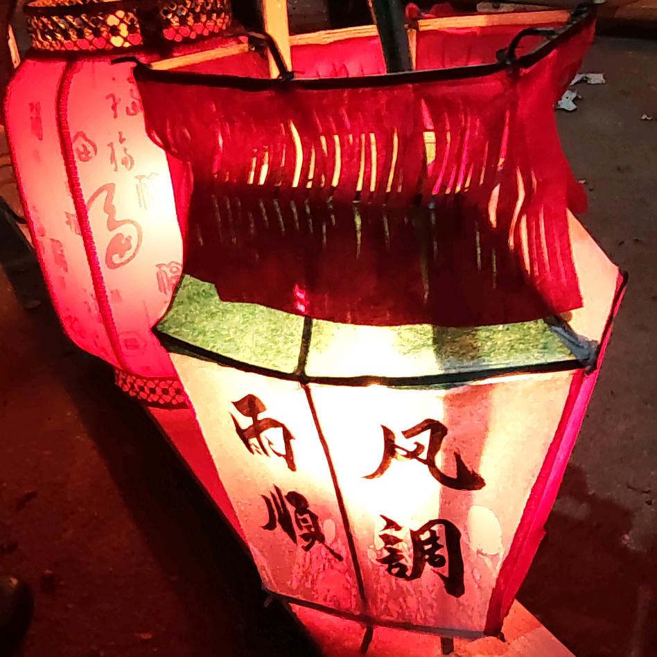 远离家乡的大叔